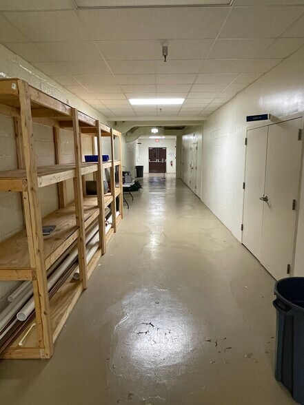 More Photos Of 530 N Locust St, Hagerstown Office For Sale