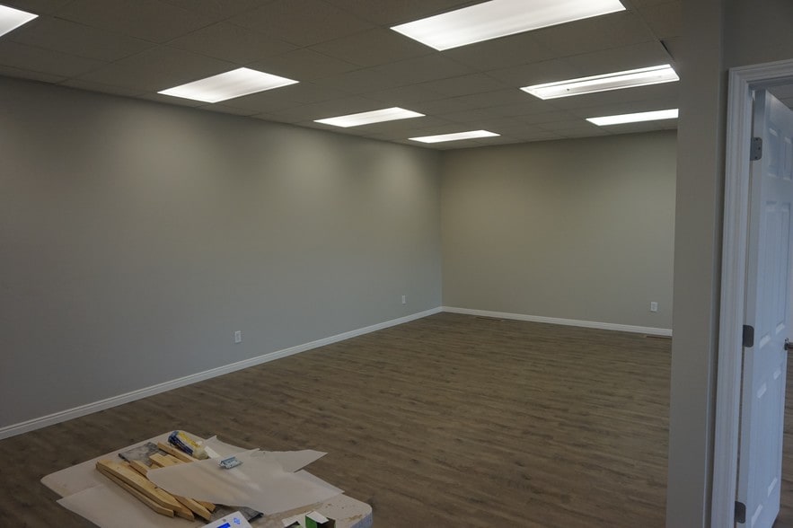 More Photos Of 3324 S 200 E, Salt Lake City Warehouse For Sale