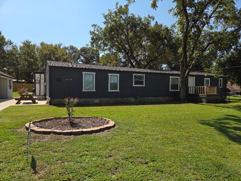 More Photos Of , Chandler Specialty For Sale