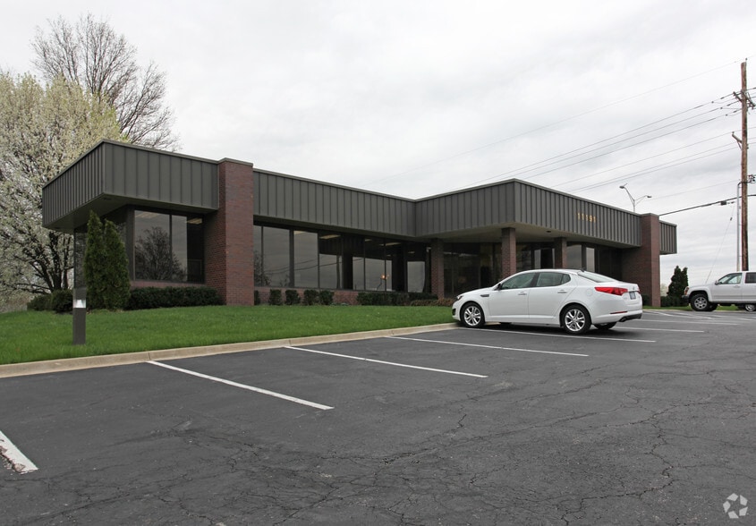 More Photos Of 11191 Antioch Rd, Overland Park Medical For Lease