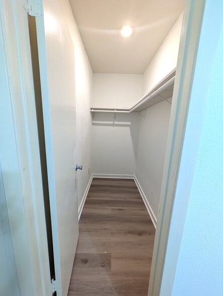 More Photos Of 704 E 22nd St, Houston Apartments For Sale