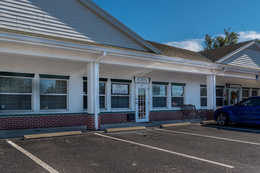 Primary Photo Of 2625 Keystone Rd, Tarpon Springs Office For Lease