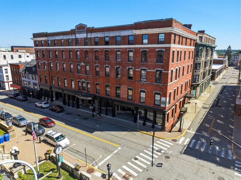 Primary Photo Of 35 Union St, New London Apartments For Sale