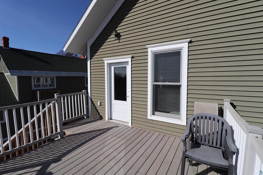 More Photos Of 250 Rittenhouse Ave, Bayfield Restaurant For Sale