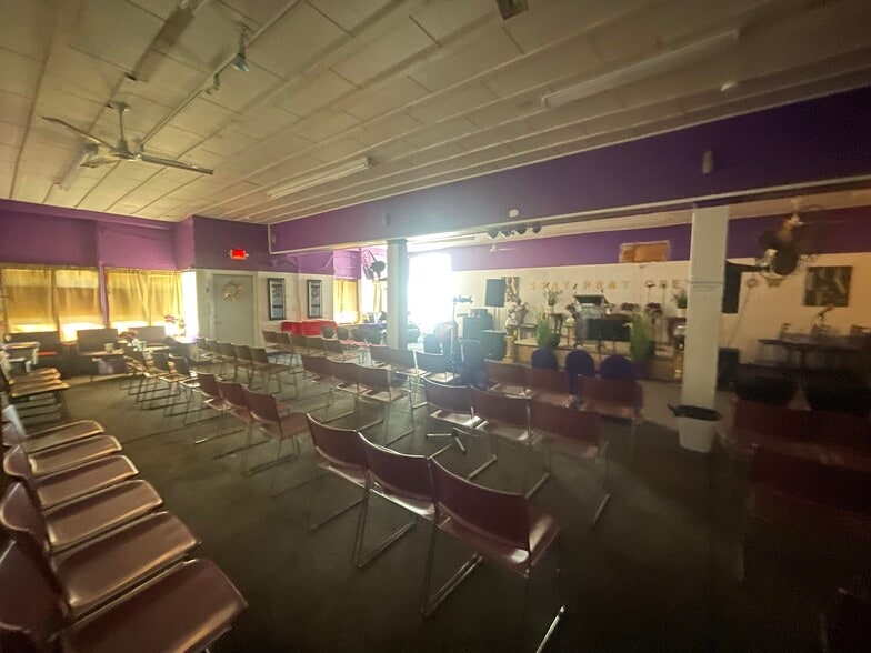 More Photos Of 7425-7429 S Broadway, Saint Louis Apartments For Sale