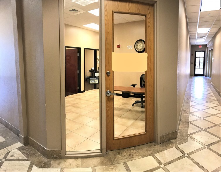 More Photos Of 1425 W Elliot Rd, Gilbert Medical For Lease