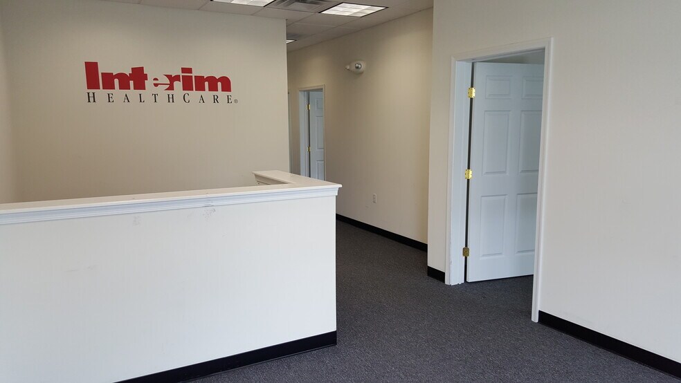 More Photos Of 665 S Carter Rd, Smyrna Office For Lease