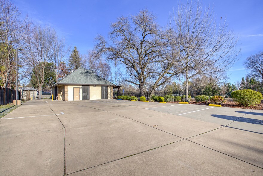 More Photos Of 6151 Garfield Ave, Sacramento Medical For Sale