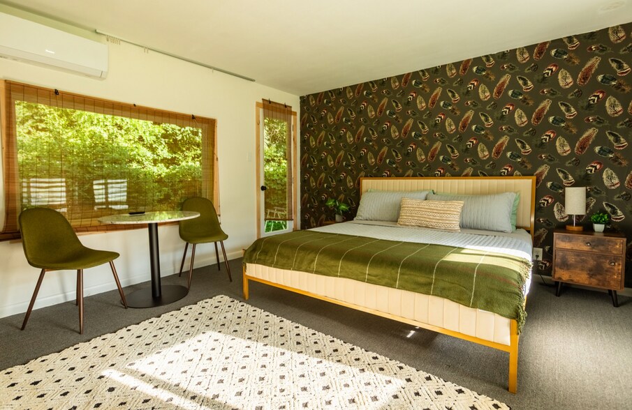 More Photos Of 94 Route 7, New Ashford Hotel For Sale