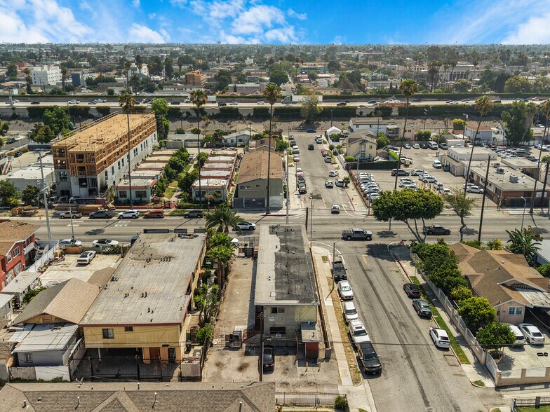 More Photos Of 7427 S Figueroa St, Los Angeles Apartments For Sale