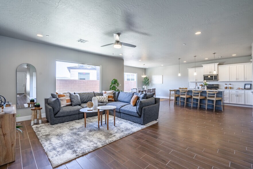 More Photos Of 278 2020 w, Hurricane Specialty For Sale