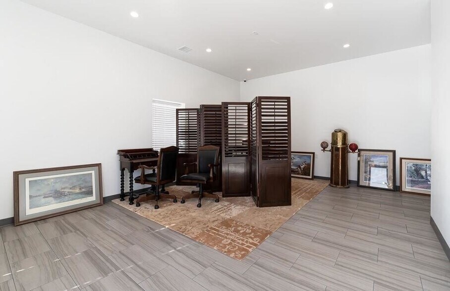 More Photos Of 417 NE 144th Pl, Edmond Light Distribution For Lease