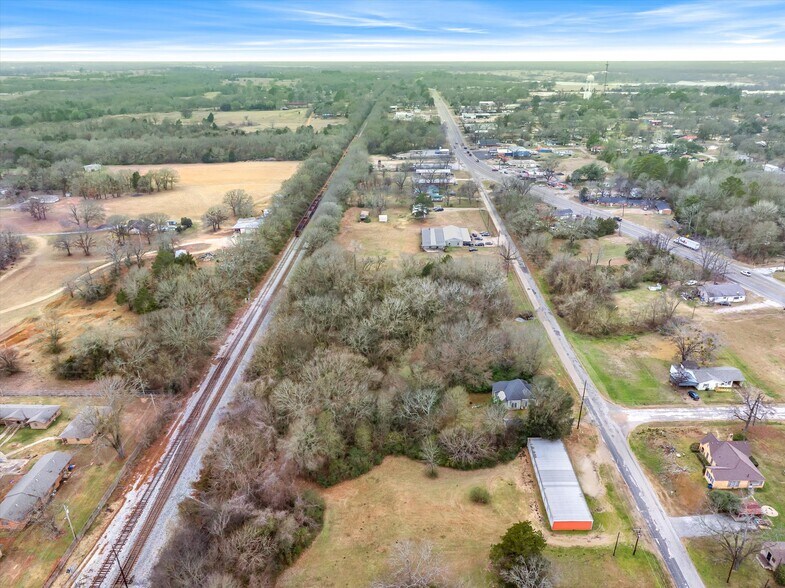 More Photos Of 601 Frank st, Grand Saline Self Storage For Sale
