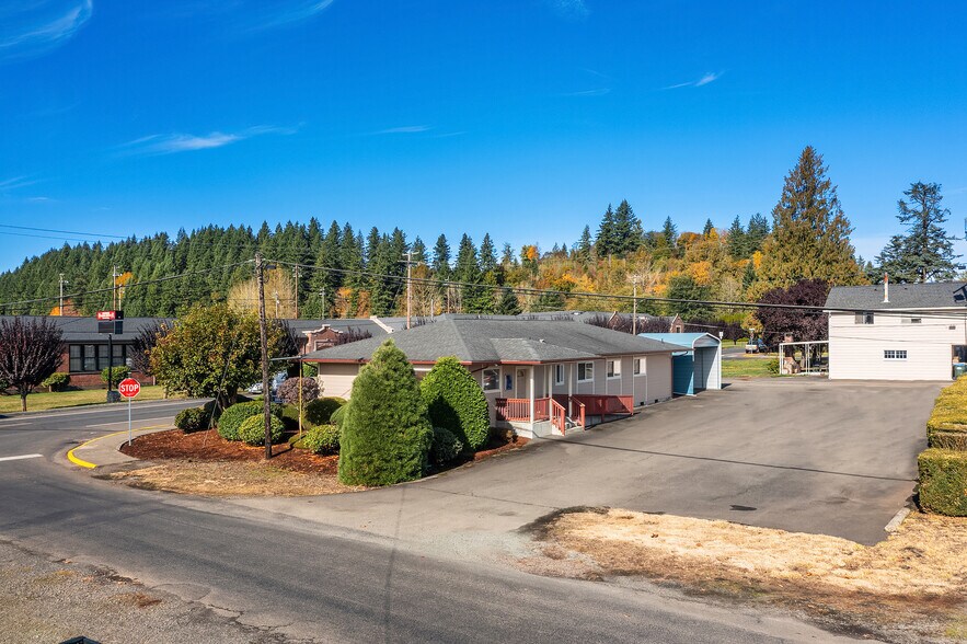 More Photos Of 424 Williams St, Mossyrock Office For Lease