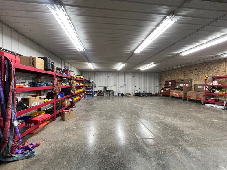More Photos Of 11624 E State Road 250, Crothersville Warehouse For Sale