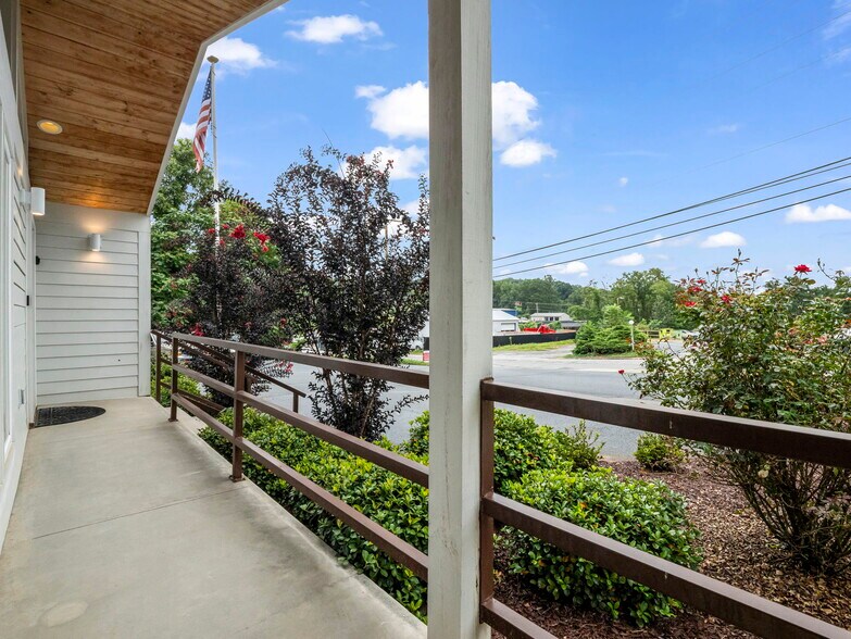 More Photos Of 147 E Court St, Rutherfordton Office Residential For Sale