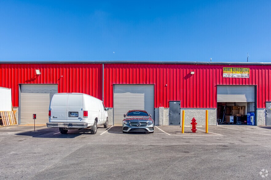 More Photos Of 4540 Arville St, Las Vegas Unknown For Lease