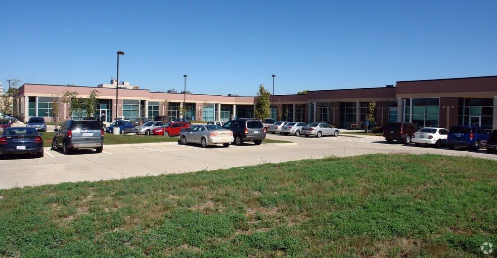 Primary Photo Of 535 SW 7th St, Des Moines Flex For Lease