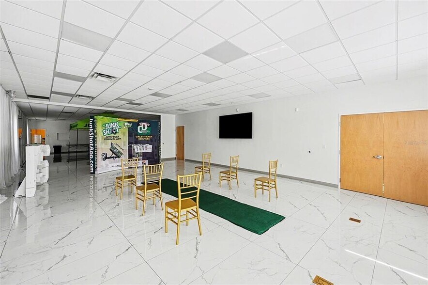 More Photos Of 2304 E Busch Blvd, Tampa Office For Sale