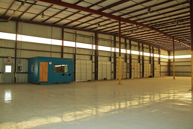 More Photos Of 715 W Pike St, Weslaco Warehouse For Sale
