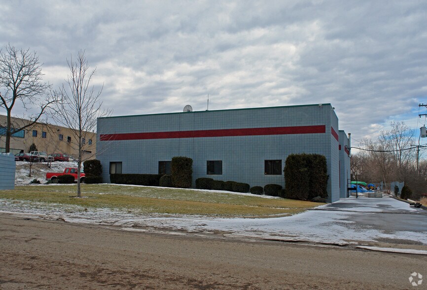 More Photos Of 4964 Technical Dr, Milford Warehouse For Sale