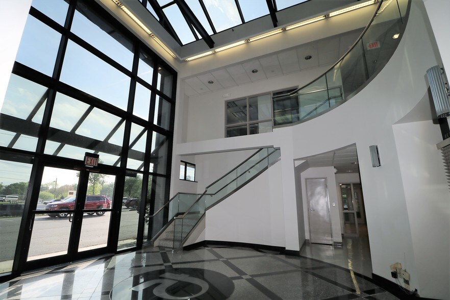 More Photos Of 620 State Rt 3 W, Clifton Medical For Sale