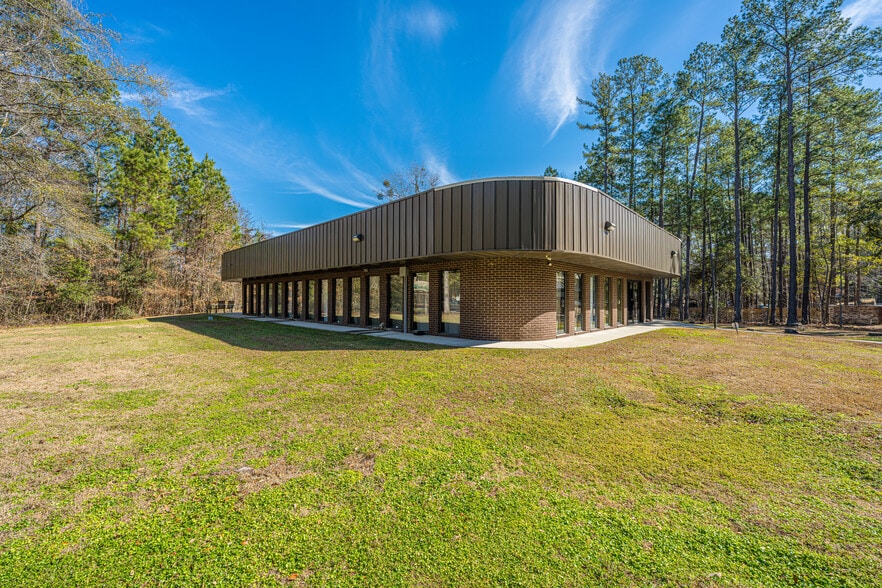 Primary Photo Of 105 Lamplight Cir, Summerville Flex For Lease