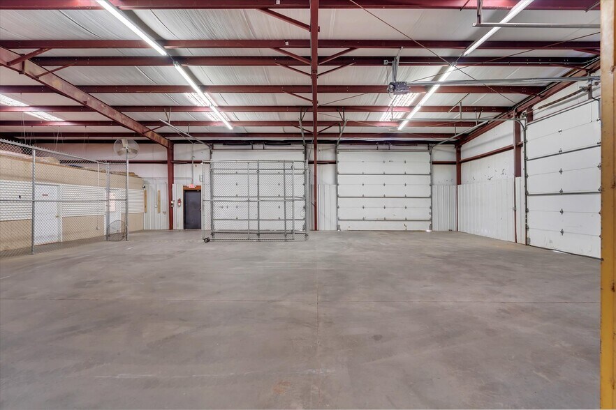 More Photos Of 3361 Highway 29 N, Belton Warehouse For Sale
