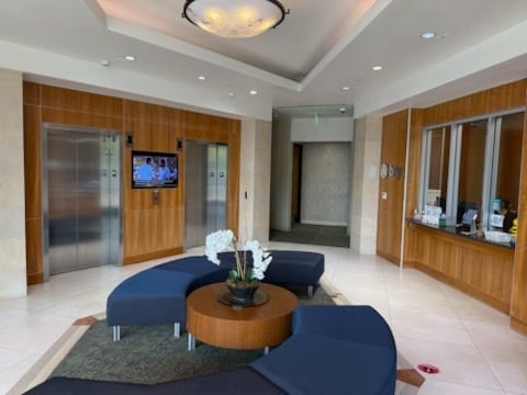 More Photos Of 11117 River Run Blvd, Bakersfield Office For Lease