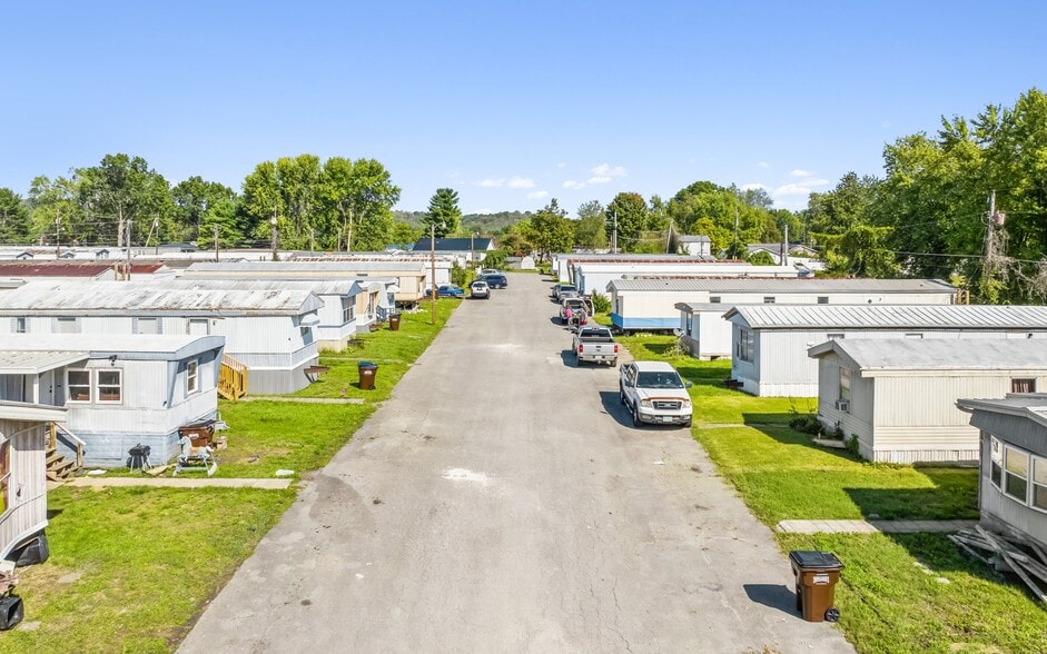 More Photos Of 7971 County Road 107, Proctorville Manufactured Housing Mobile Home Park For Sale