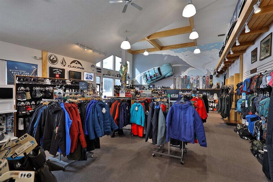 More Photos Of 3429 US Route 4, Killington Storefront Retail Office For Sale