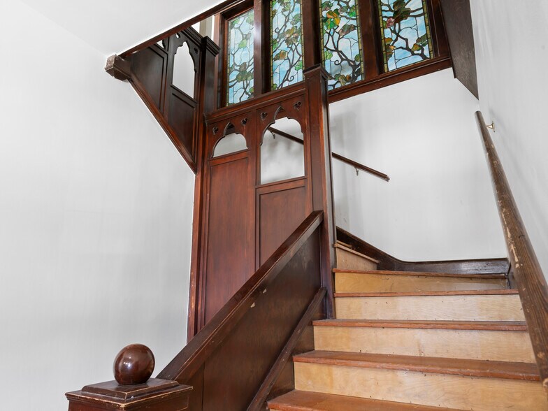 More Photos Of 1127 E South Temple, Salt Lake City Apartments For Sale