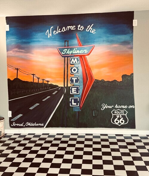 More Photos Of 717 W Main St, Stroud Hotel For Sale