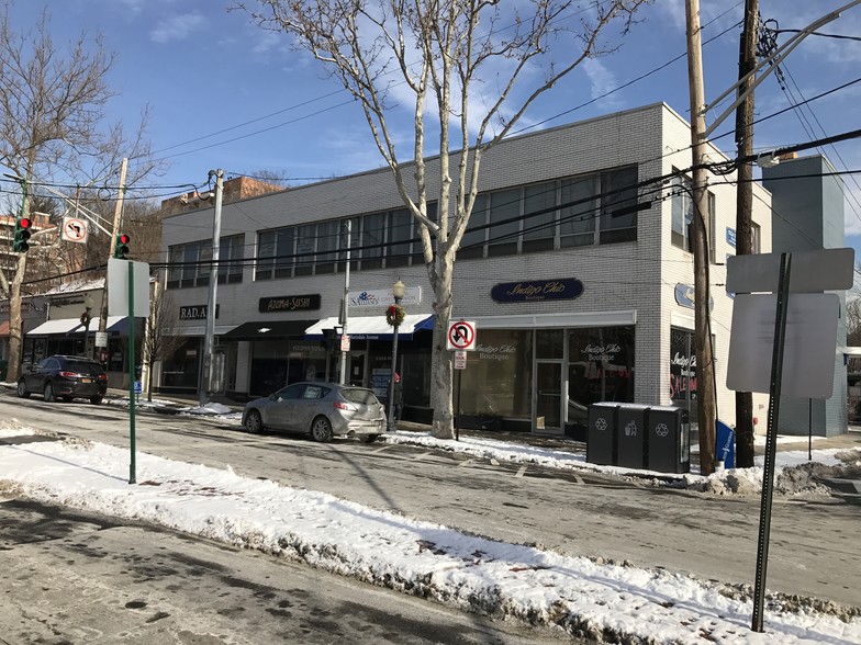 More Photos Of 217-223 E Hartsdale Ave, Hartsdale Storefront Retail Office For Lease