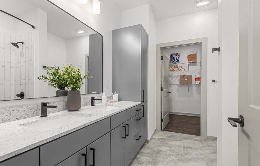 More Photos Of 445 Benton Ave, Nashville Apartments For Lease