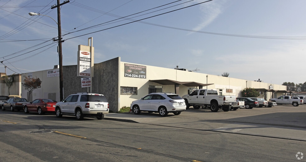 More Photos Of 10692 Stanford Ave, Garden Grove Manufacturing For Lease