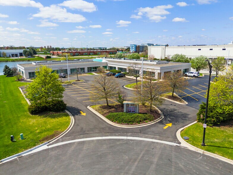 Primary Photo Of 1211-1231 W Lakeview Ct, Romeoville Medical For Sale