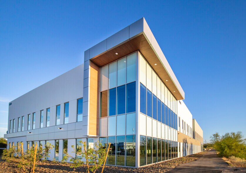 More Photos Of 9000 W Thunderbird Rd, Peoria Medical For Lease