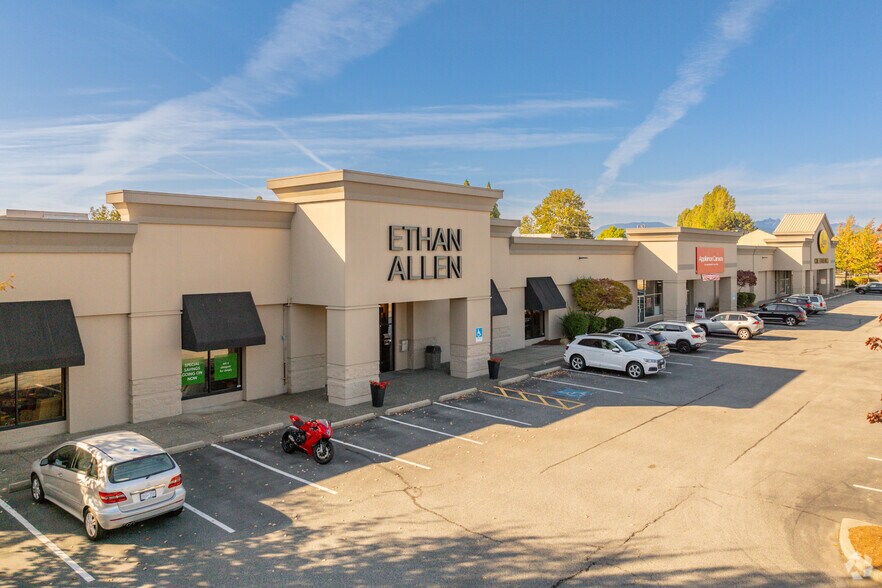 More Photos Of 2633 Sweden Way, Richmond Showroom For Lease