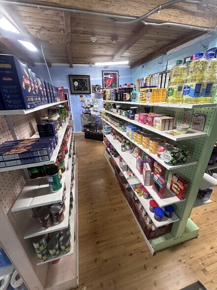 More Photos Of 430 S C St, Virginia City Hotel For Sale