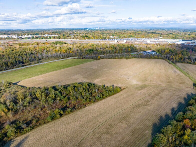 More Photos Of 5 S Albany Rd, Selkirk Land For Sale