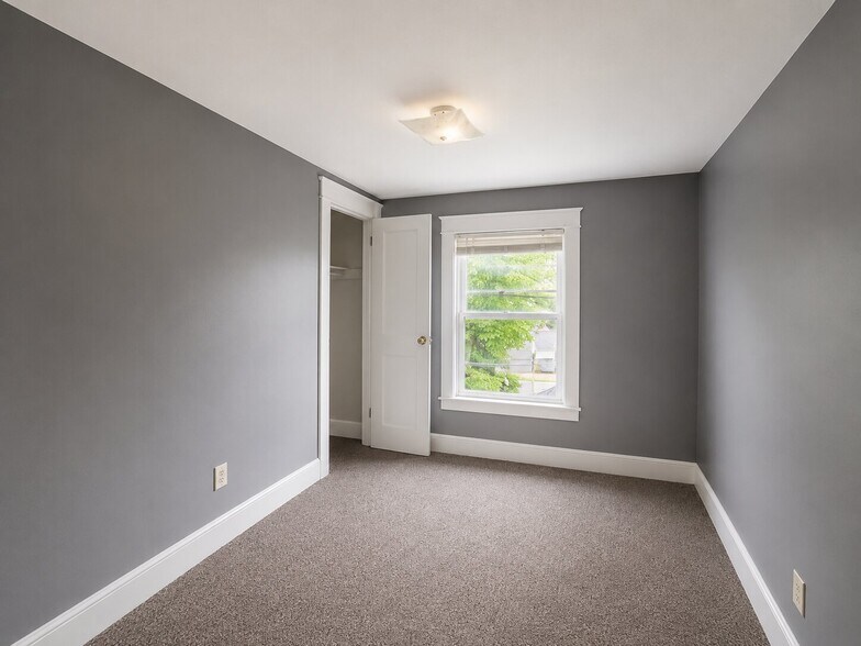 More Photos Of 1801 E Main St, Endicott Apartments For Sale