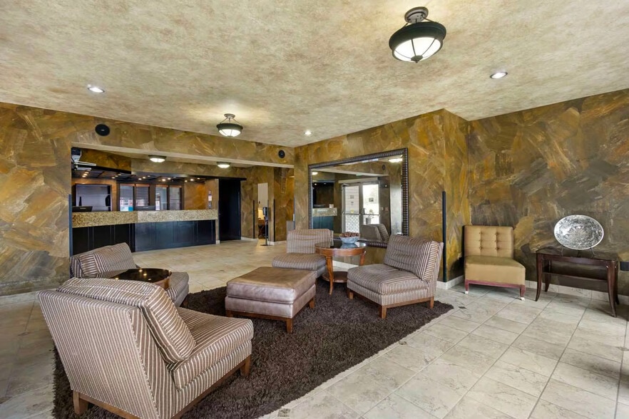 More Photos Of 1614 N 1st St, Yakima Hotel For Sale