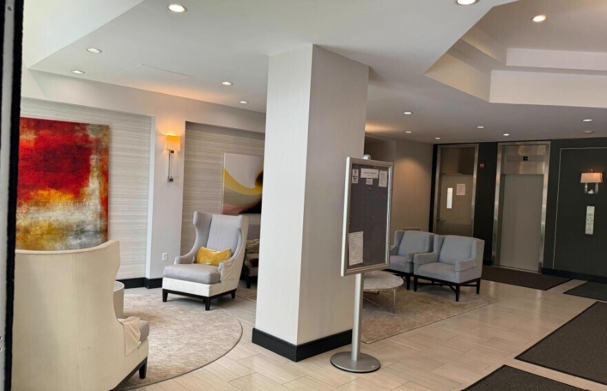 More Photos Of 1225 Martha Custis Dr, Alexandria Apartments For Sale