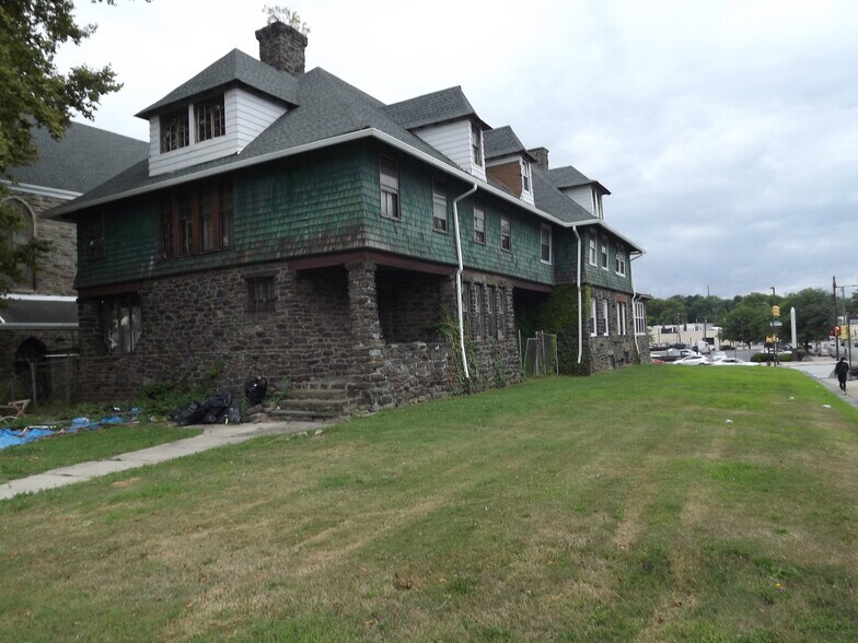 More Photos Of 4647 N Broad St, Philadelphia Religious Facility For Lease