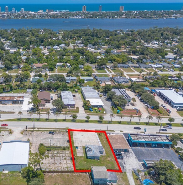 More Photos Of 1522 Ridgewood Ave, Daytona Beach Freestanding For Sale