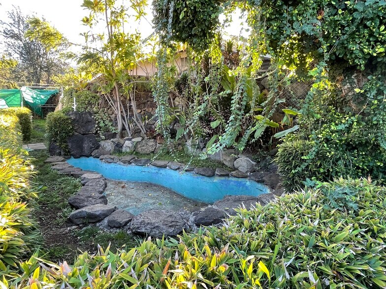 More Photos Of 3135 Lower Kula Rd, Kula Storefront Retail Office For Sale