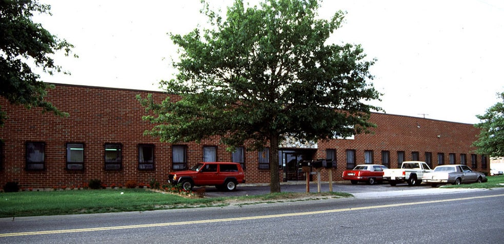 More Photos Of 45 Edison Ave, West Babylon Warehouse For Sale