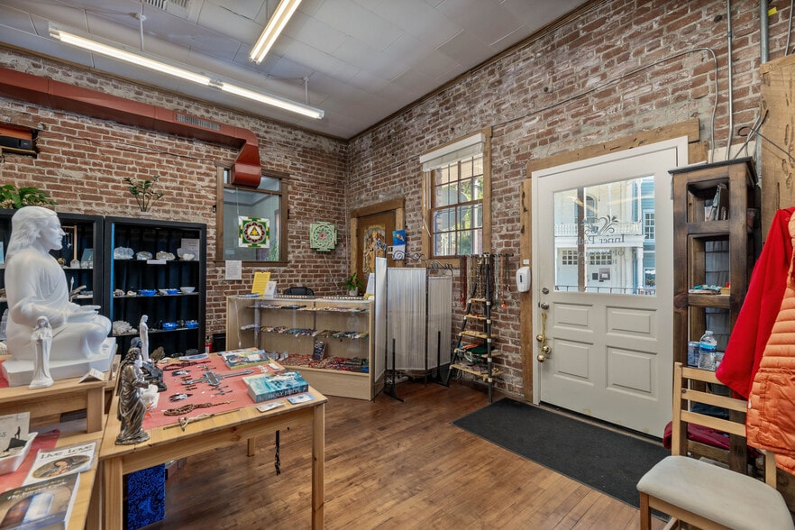 More Photos Of 200 Commercial St, Nevada City Freestanding For Sale