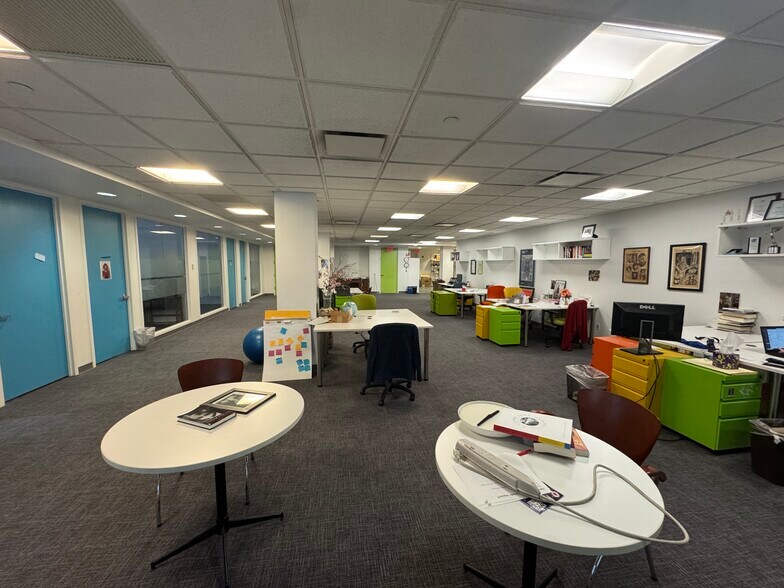 More Photos Of 125 Maiden Ln, New York Medical For Sale